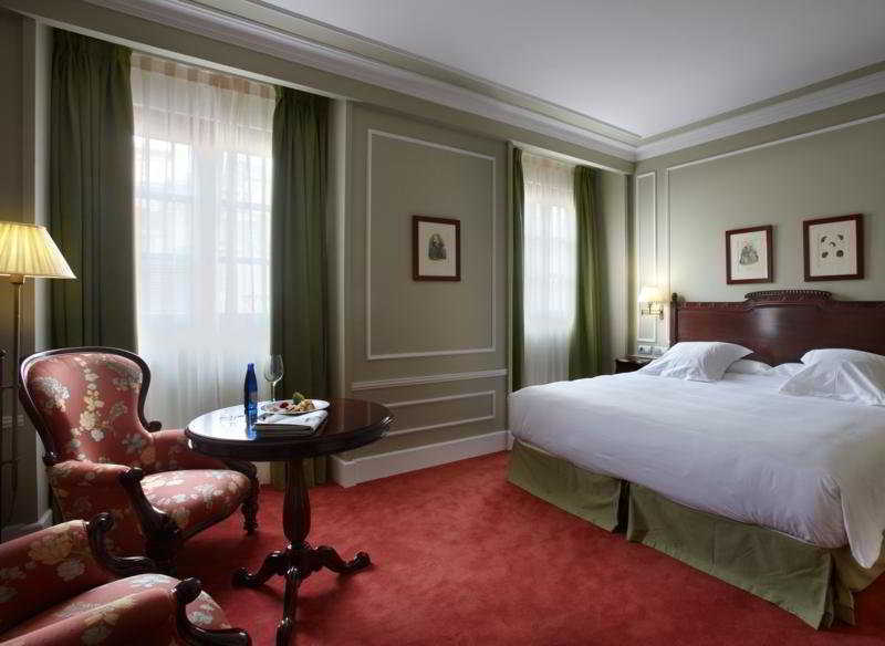 Hotel Palacio Guendulain 4*