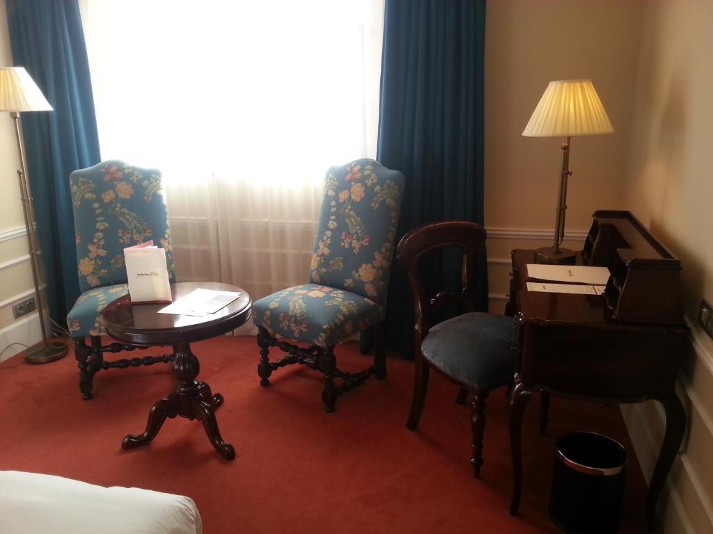 Palacio Guendulain 4*
